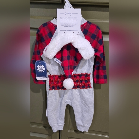 NWT Life is Good Christmas infant snap long sleeve onesie - Picture 2 of 6